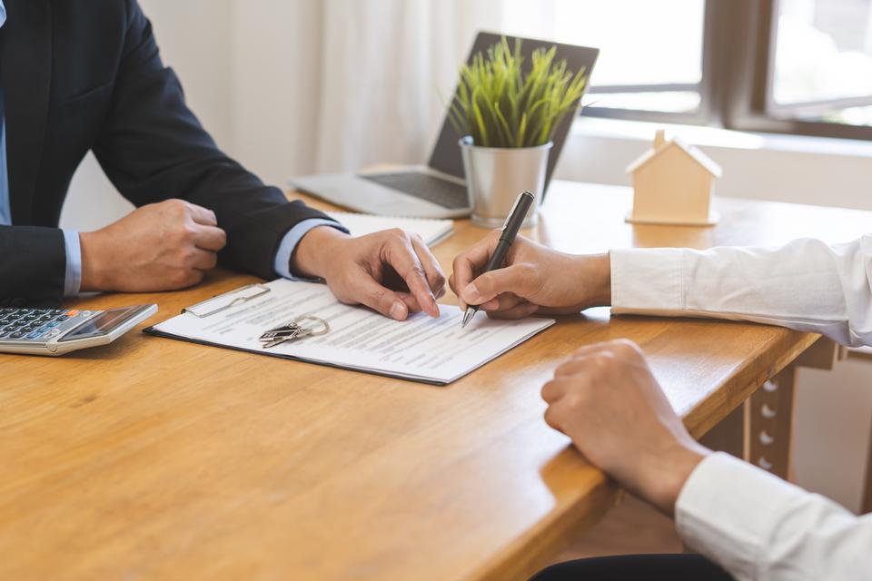 不動産売買のご相談は<br>グレイストラストへ